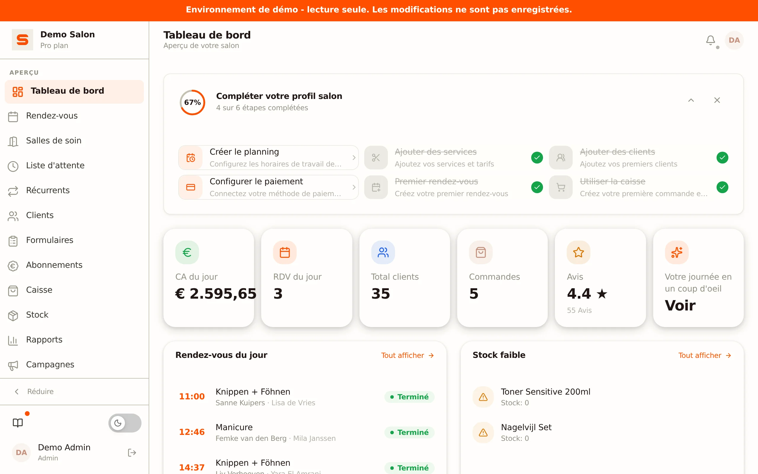 Cartes KPI et cloche de notification